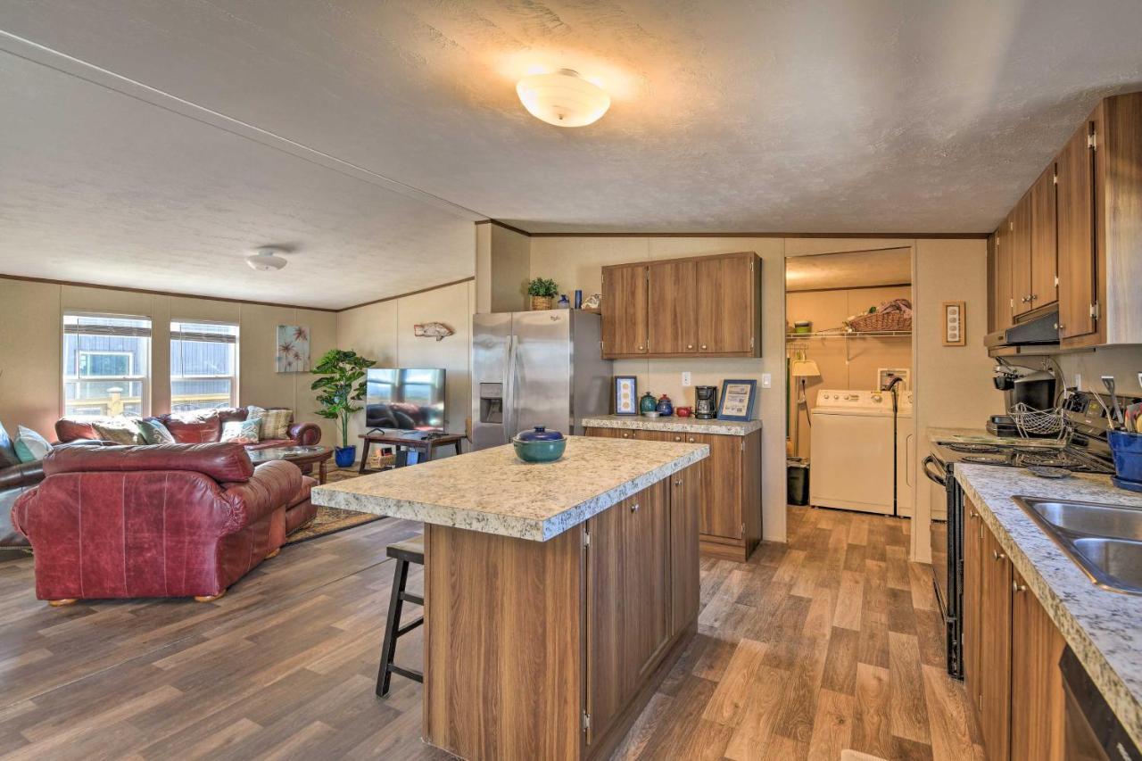 Quaint Port Oconnor Home - 3 Mi To Beach! Port O'Connor Εξωτερικό φωτογραφία